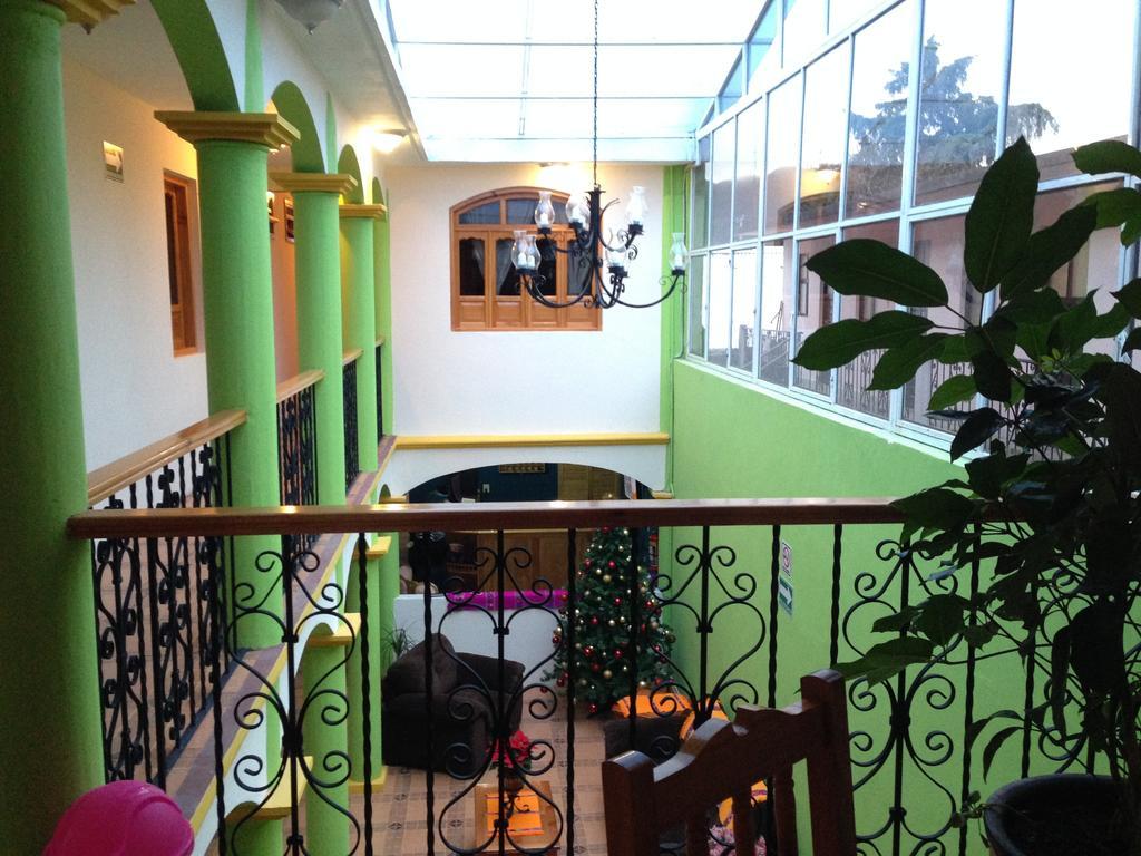 Hotel Posada Las Rosas Сан-Кристобаль-де-Ла-Касас Экстерьер фото